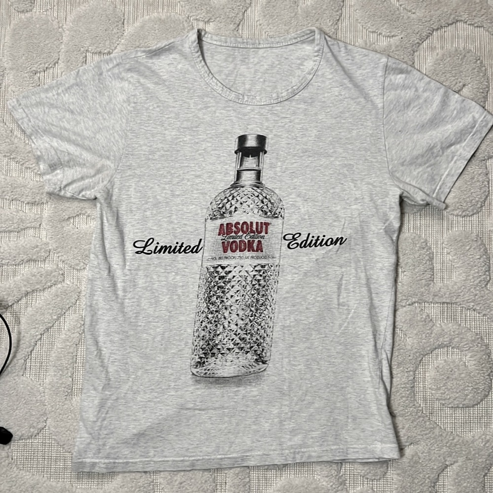 Absolut Vodka limited Edition T-shirt Size- Small RARE